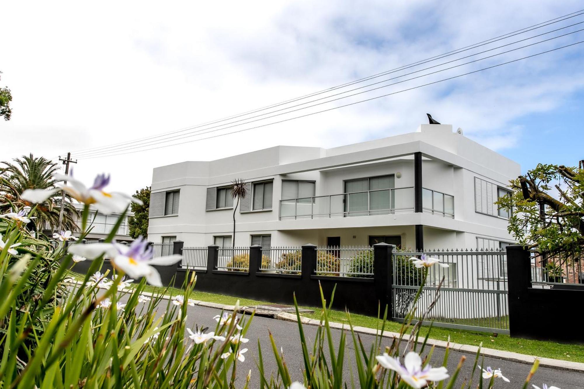 Son & Saffier Villa Hermanus Bagian luar foto
