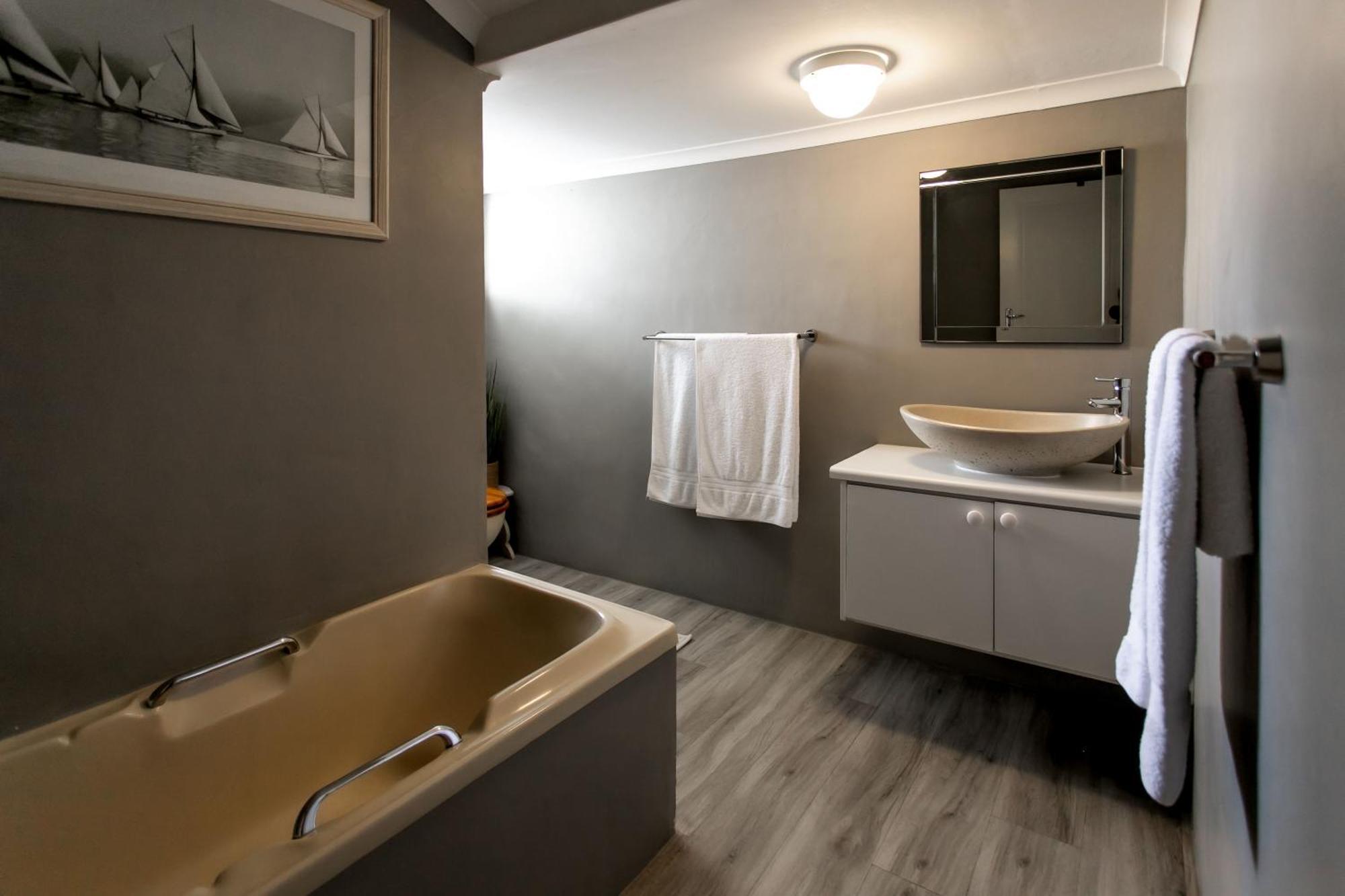 Son & Saffier Villa Hermanus Bagian luar foto
